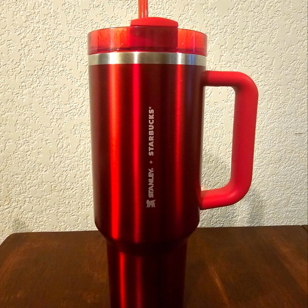 Stanley×Starbucks 2023 Edition Red Tumbler